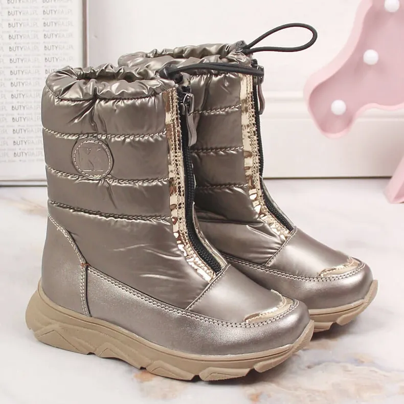 Girls waterproof snow boots with a membrane in golden Kornecki 6920