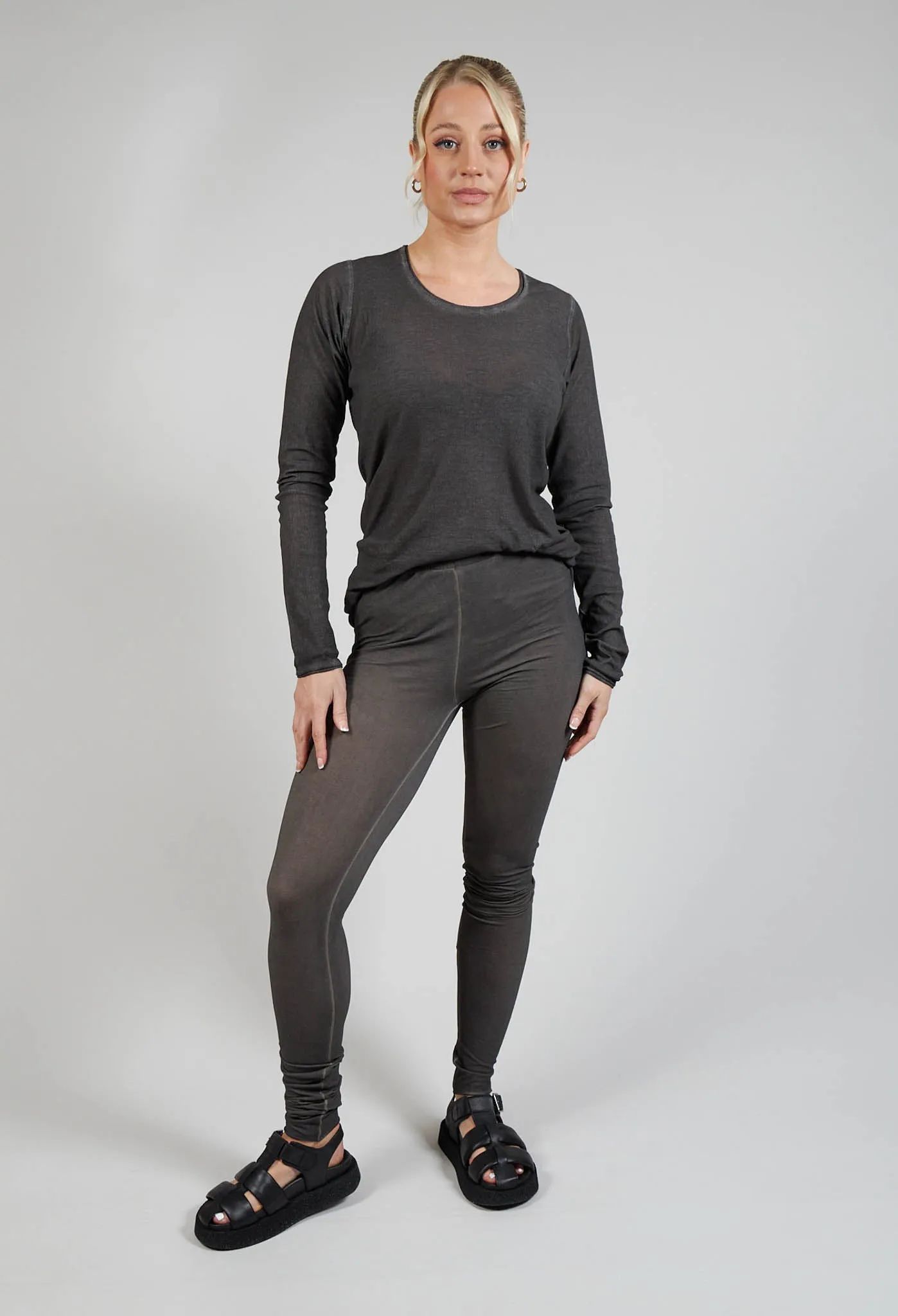 High-Waisted Leggings in Coal Cloud