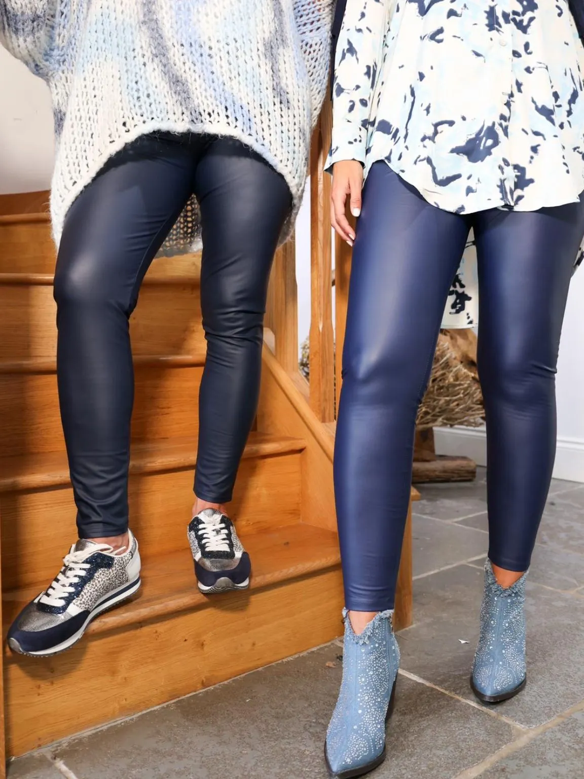 Navy Super Stretchy Spray On Leggings