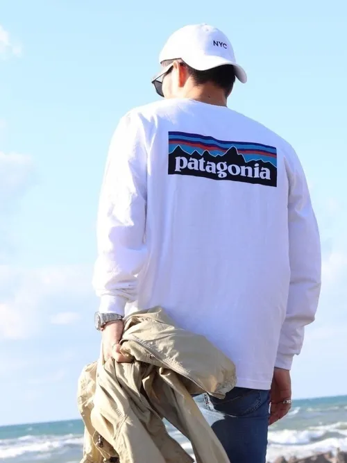 Patagonia  |Unisex Outdoor T-Shirts