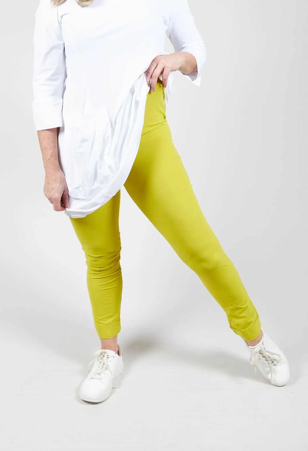 Stretch Leggings in Turnups in Lime